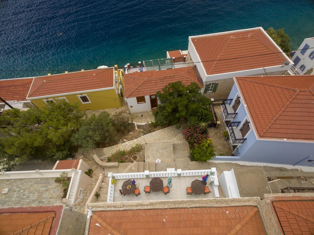 Roulas Apartments Chalki Town Zewnętrze zdjęcie