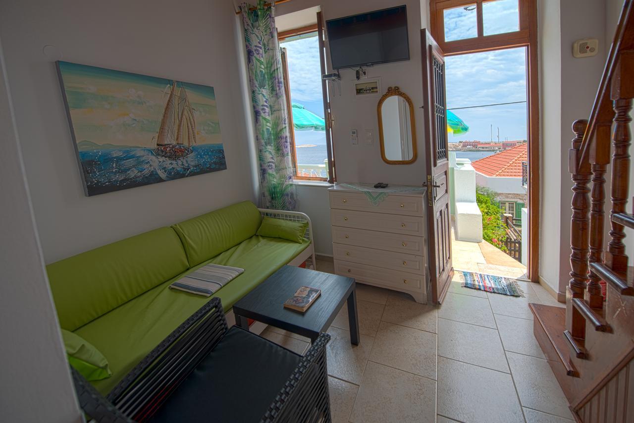 Roulas Apartments Chalki Town Zewnętrze zdjęcie
